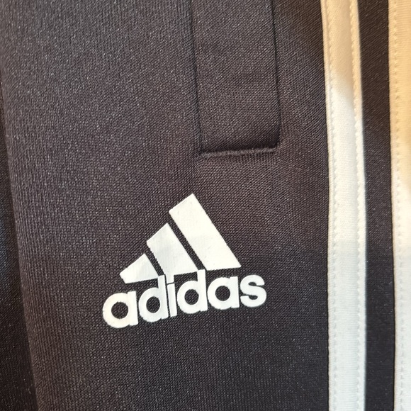 Women’s black adidas snap side pants - Picture 2 of 5